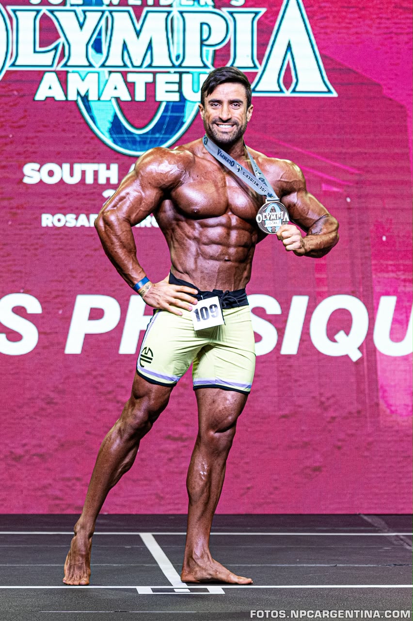 Luís Resende com a medalha do Olympia Amateur